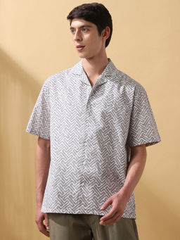 Dennis Lingo - Men Olive Printed Pure Cotton Cuban Collar Half Sleeves Relaxed Fit Shirt