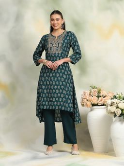 Nayam by lakshita - Printed Sequinned Work Kurta with Pant (Set of 2)