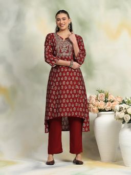 Nayam by lakshita - Printed Sequinned Work Kurta with Pant (Set of 2)