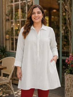 Oxolloxo - Women Plus Size White Striped Cotton Top