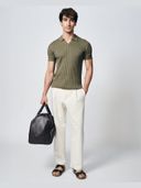 Khaki color option, Currently selected