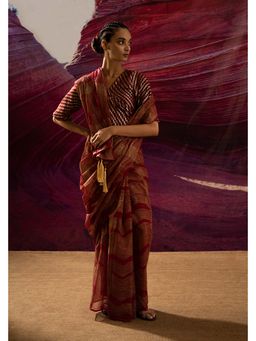 Banana Labs - Aurum Gold Wave Arizona Maroon Saree with Stitched Blouse