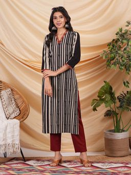 Kami Kubi - Women Black Straight Printed Cotton Mirror Work Kurta