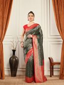 Green color option, Sold out, Currently selected