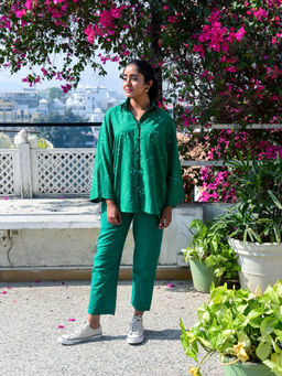 Earth & Soul - Emerald Green Bandhani Printed Shirt