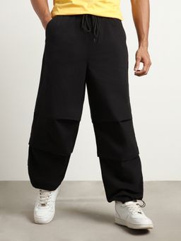 Nobero - Men Black Oversized Parachute Pant