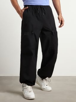 Nobero - Men Black Urban Cargo Pocket Parachute Pant