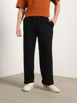 Nobero - Men Black Solid Straight Fit Trackpant