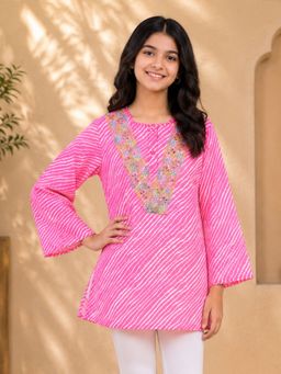KiddoPanti - Girls Pink Polyester Georgette Embroidered Leheriya Print Kurta