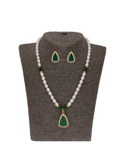 Sri Jagdamba Pearls - Saanvi 1 Line Oval Pearl Necklace Set