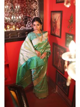 Maayavi - Green Gehna Saree with Unstitched Blouse