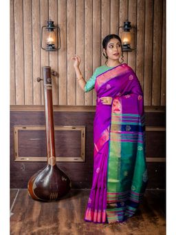 Maayavi - Purple Pritha Saree with Unstitched Blouse