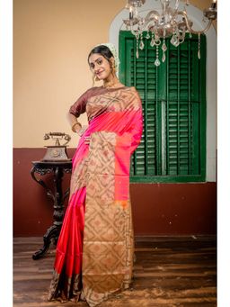 Maayavi - Magenta Udisha Saree with Unstitched Blouse