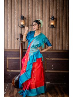Maayavi - Red Lalitha Saree with Unstitched Blouse
