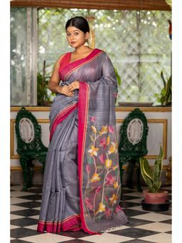 Maayavi - Grey Pushpika Saree with Unstitched Blouse