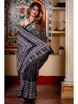 Maayavi - Black Sarala Saree with Unstitched Blouse