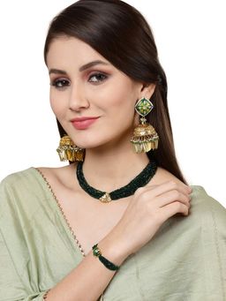 Dugran By Dugristyle - Green & Gold Adjustable Bracelet with Kundan & Pearls