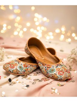 LORYPHILORY - Womens Handcrafted Punjabi Juttis - Multi-Color