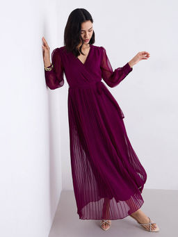 Styli - Women Burgundy Polyester V-Neck Dress with Belt