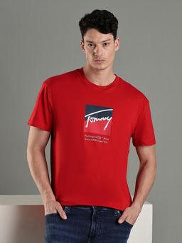Tommy Hilfiger - Men Red Cotton Regular Fit T-Shirt