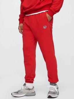 GAP - Men Red Cotton Regular Fit Solid Casual Trouser