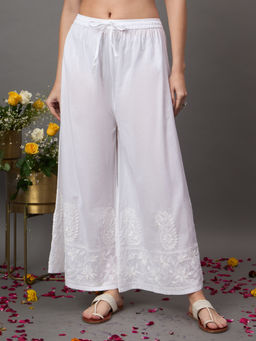 RAKHI APPARELS - White Cotton Chikankari Floral Pattern Palazzo