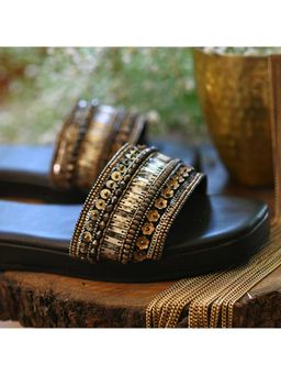 Coral Haze - Black/gold Dupion Sliders