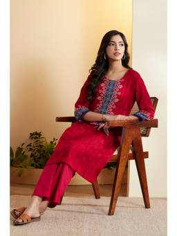 Biba - Maroon Printed Round Neck Kurta