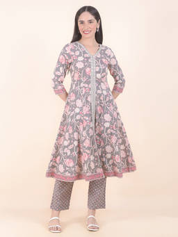 Cantabil - Grey Floral V-Neck Kurta