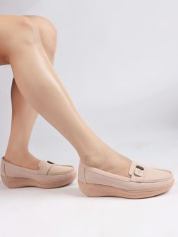 Gahan - Classic Loafers with Comfortable Cushioned Sole and Stylish Buckle Design - Cream