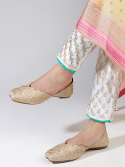 Gahan - Elegant Embroidered Ethnic Jutti with Intricate Thread Work - Gold