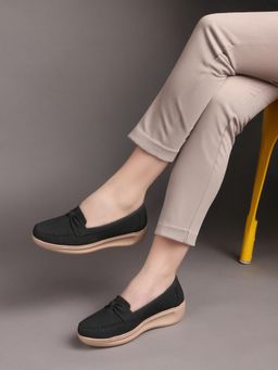 Gahan - Classic Loafers with Comfortable Cushioned Sole and Stylish Design - Black