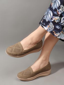 Gahan - Classic Loafers with Comfortable Cushioned Sole and Stylish Design - Beige