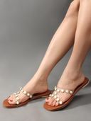 Tan color option, Currently selected