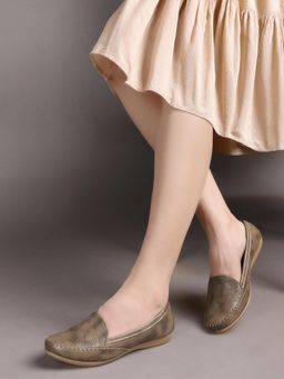 Gahan - Stylish Check Textured Loafer Flats for Women - Beige