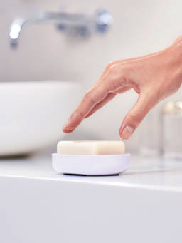Joseph Joseph - Duo Quick-Drain Soap Dish White for thinKitchen