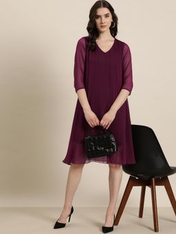 Qurvii - Wine Textured Dress