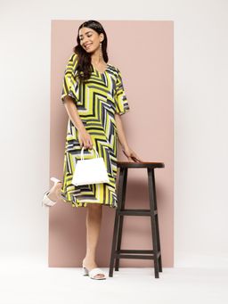 Qurvii - Neon Yellow Abstract Print A-Line Dress