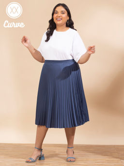 Twenty Dresses by Nykaa Fashion - Curve White Simple Yet Sophisticated Basics Tshirt
