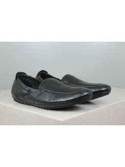 PRIVO - Black Solid-plain Casual Shoes