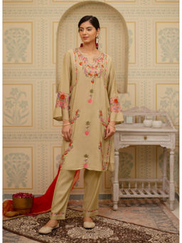 HOUSE OF KARI - Falak Kashmiri Kurta with Pant In Muslin Beige (Set of 2)