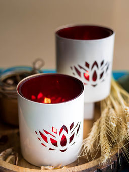 Manor House - House Roshni White Votives Lotus 4 inches- set of 2