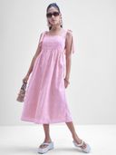 Pink color option, Currently selected