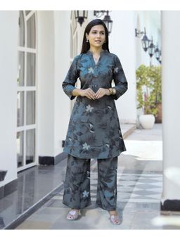 MOJILAA - Women Blue Rayon Viscose 21 Kg Floral and Leaf Printed Causal Co-Ord (Set of 2)