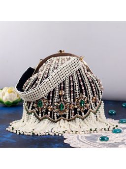 THE TAN CLAN - Frida Batua Bag