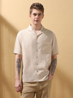 Dennis Lingo - Men Relaxed Fit Beige Half Sleeves Cotton Casual Shirt