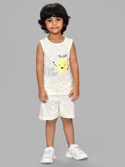 Mi Arcus - Off White Printed Round Neck Sleeveless T-Shirt With Shorts (Set of 2)