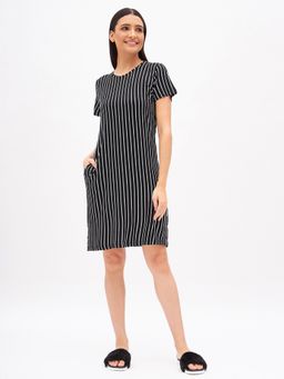 Sweet Dreams - Women Printed Night Dress