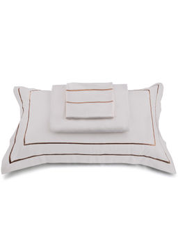 Veda Homes - Classic Cream Bedsheet (Set of 3)