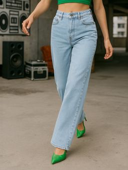 Bewakoof - Women's Light Blue Washed Baggy Straight Fit Jeans